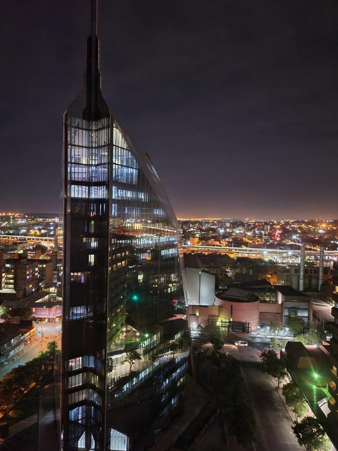 The Franklin Luxury Apartments جوهانسبورغ المظهر الخارجي الصورة